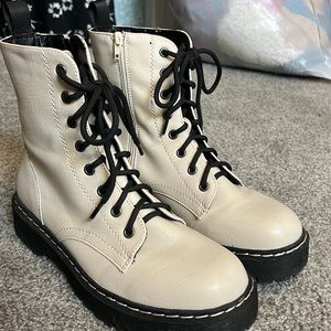 Sincerely Jules boots